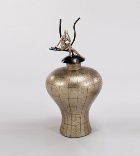 Modern Urn Accessory