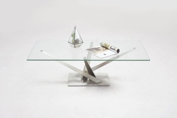 Averie Cocktail Table