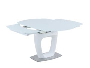 Giuliana Table 04
