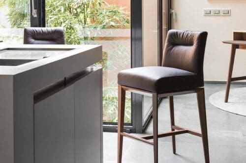 Tosca stool