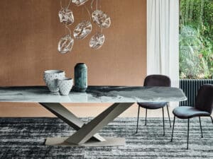 Stratos Crystalart Dining Table1