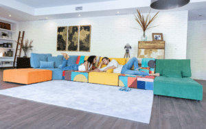 FamaLiving Arianne Plus Sofa