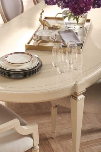 Caracole Exquisite Taste Table